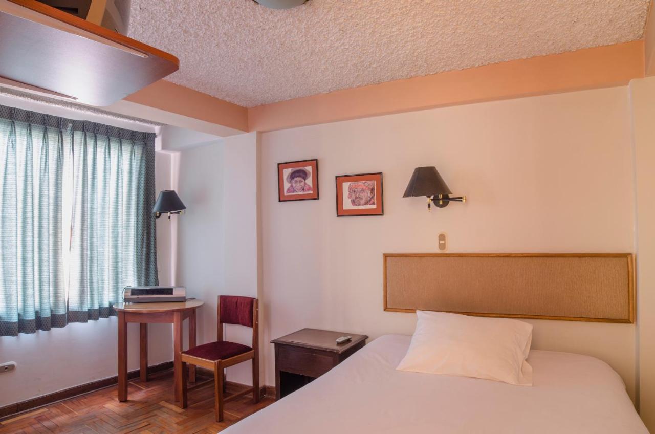 Bed & Breakfast Aticos With Coworking 2*